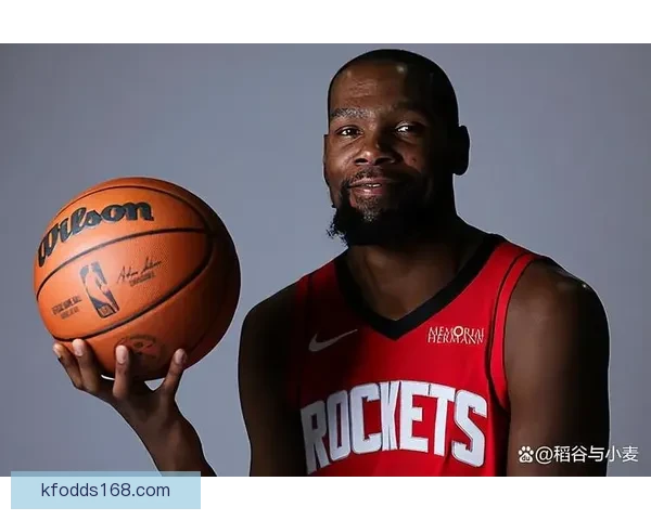 仅差26分逼近乔丹纪录乌度卡盛赞杜兰特稳定如常专注本职再写传奇